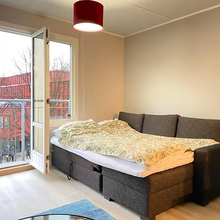 Refurbished And Spacious 1 Bedroom Apartment